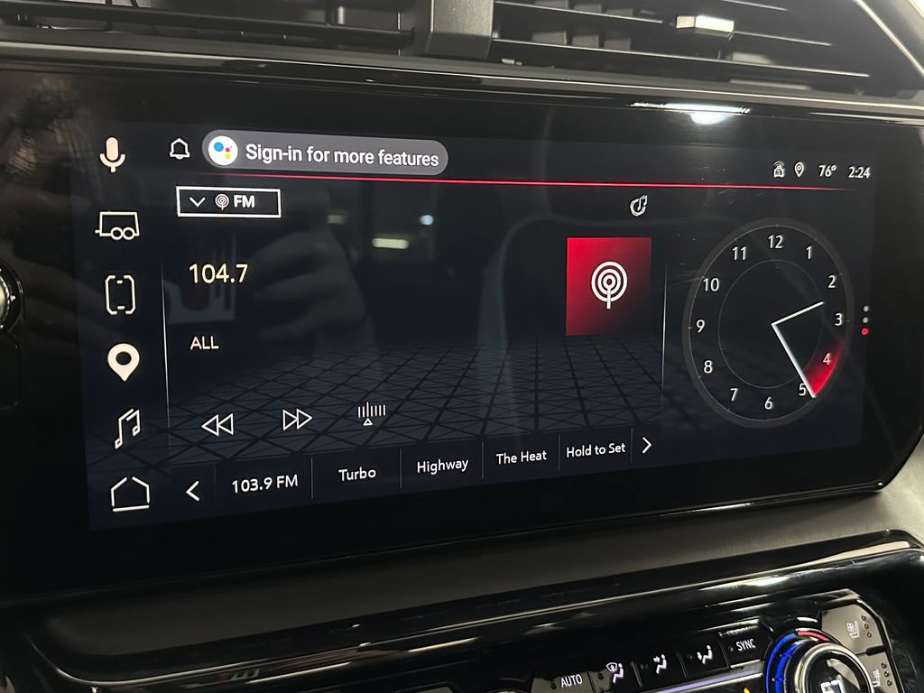 Used 2025 GMC Sierra 2500 AT4X AWD/4WD image 16