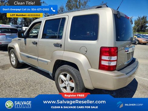 Used 2011 Jeep Liberty Limited w/ Comfort/Convenience Group RWD image 3