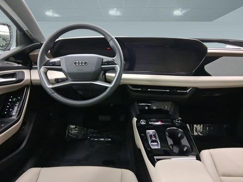 Used 2025 Audi A6 e-tron Premium Plus w/ Premium Plus image 4