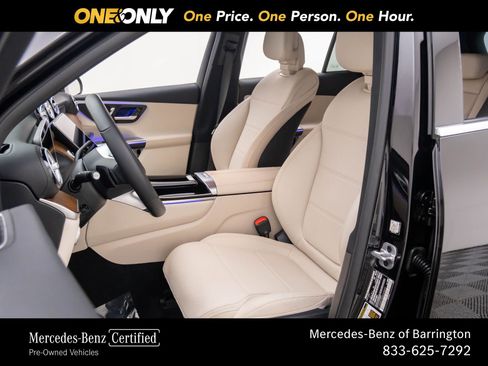 Used 2025 Mercedes-Benz GLC 350e 4MATIC image 16