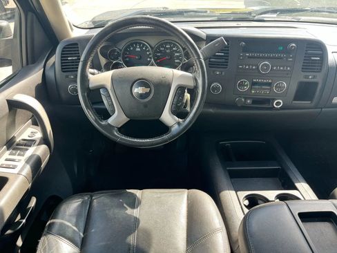 Used 2008 Chevrolet Silverado 2500 LT w/ 2LT Convenience Package image 10
