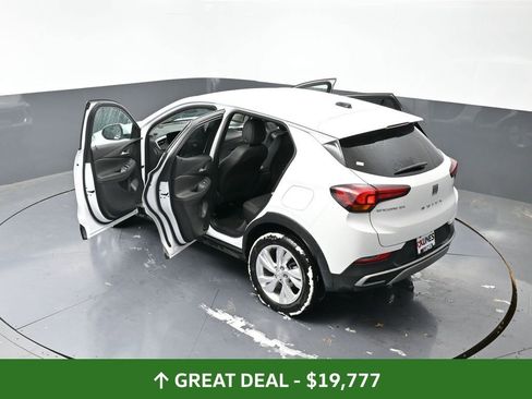 Used 2025 Buick Encore GX Preferred image 63