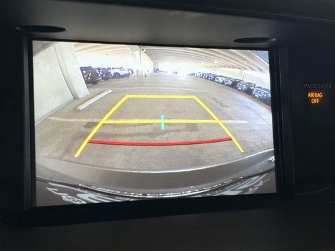 Used 2018 Lexus ES 350 w/ Luxury Package w/Wood Trim FWD image 20