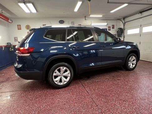 Used 2018 Volkswagen Atlas SE image 3