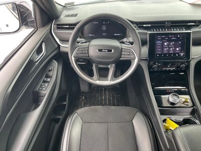 Used 2025 Jeep Grand Cherokee L Altitude