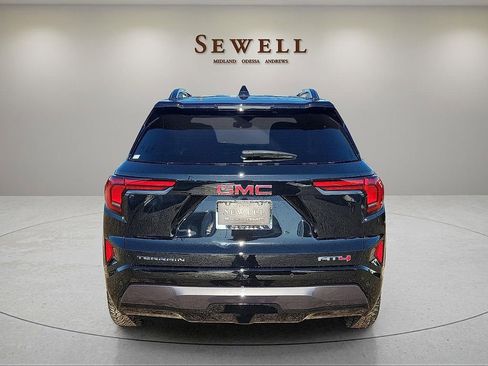 New 2026 GMC Terrain AT4 image 4