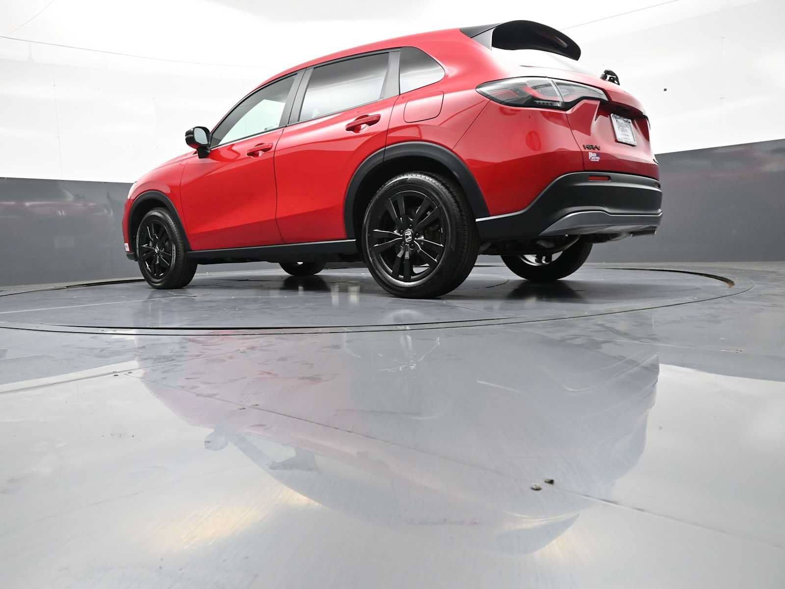 Certified 2026 Honda HR-V Sport image 30