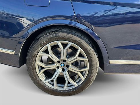 Certified 2026 BMW X7 xDrive40i w/ Executive Package image 9