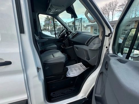 Used 2016 Ford Transit 250 148 Medium Roof image 27