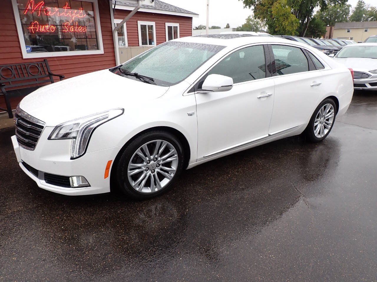 Used 2019 Cadillac XTS Luxury AWD/4WD image 3