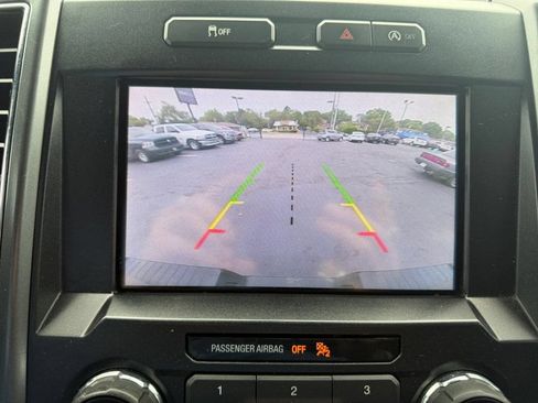 Used 2019 Ford F150 XLT w/ Equipment Group 302A Luxury AWD/4WD image 26