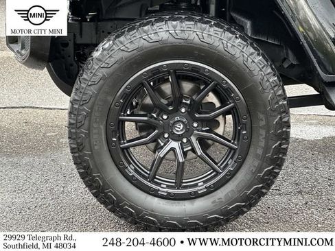 Used 2022 Jeep Gladiator Overland AWD/4WD image 11