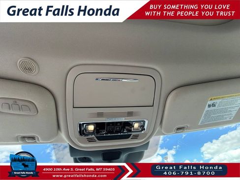 Used 2022 Lincoln Aviator Reserve w/ Equipment Group 201A AWD/4WD image 16