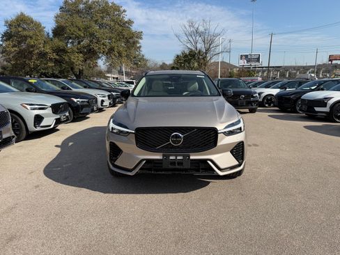 New 2026 Volvo XC60 T8 Ultra w/ Protection Package Premier image 6