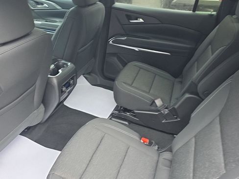 New 2026 Chevrolet Traverse LT image 24