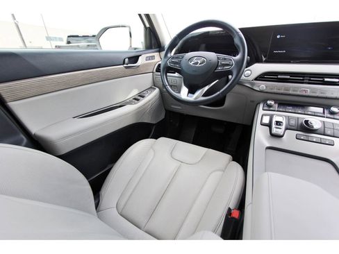Used 2022 Hyundai Palisade SEL w/ Premium Package image 11