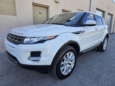 Used 2015 Land Rover Range Rover Evoque Pure image 2