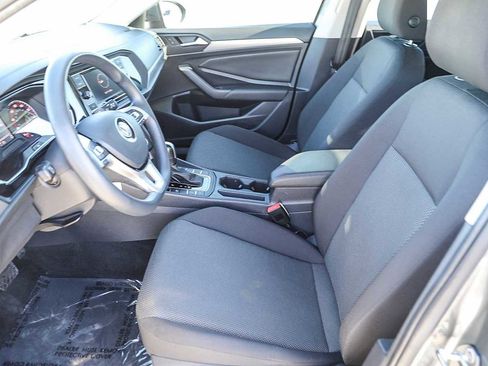 Used 2019 Volkswagen Jetta S w/ Driver Assistance Package image 17