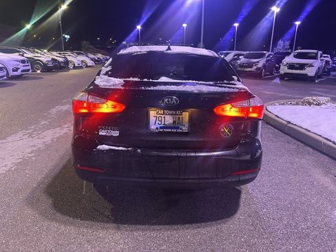 Used 2016 Kia Forte LX image 6