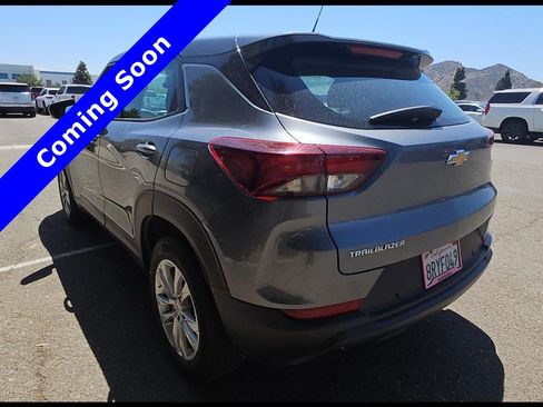 Used 2021 Chevrolet TrailBlazer LS FWD image 6