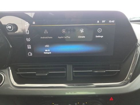 New 2026 Chevrolet Trax LT w/ Sunroof Package image 33