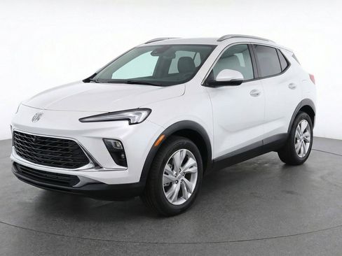 Used 2025 Buick Encore GX Preferred image 3