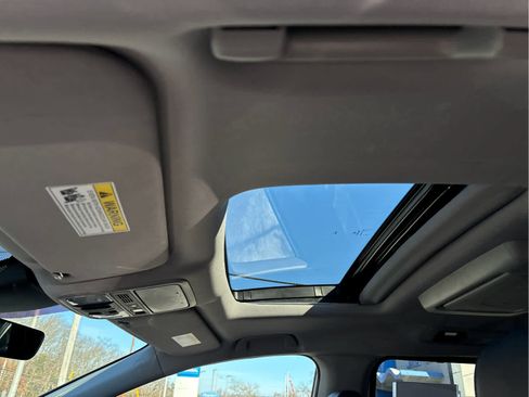 Certified 2023 Honda Odyssey Touring image 10