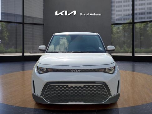 Used 2025 Kia Soul EX image 2