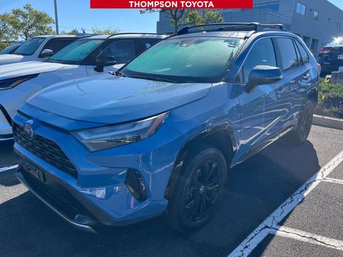 Used 2024 Toyota RAV4 SE w/ Convenience Package AWD/4WD image 1