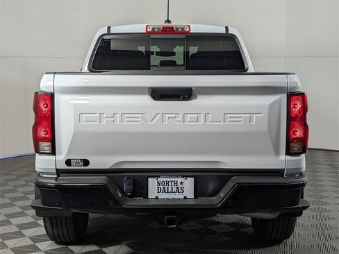 Used 2025 Chevrolet Colorado Trail Boss image 5
