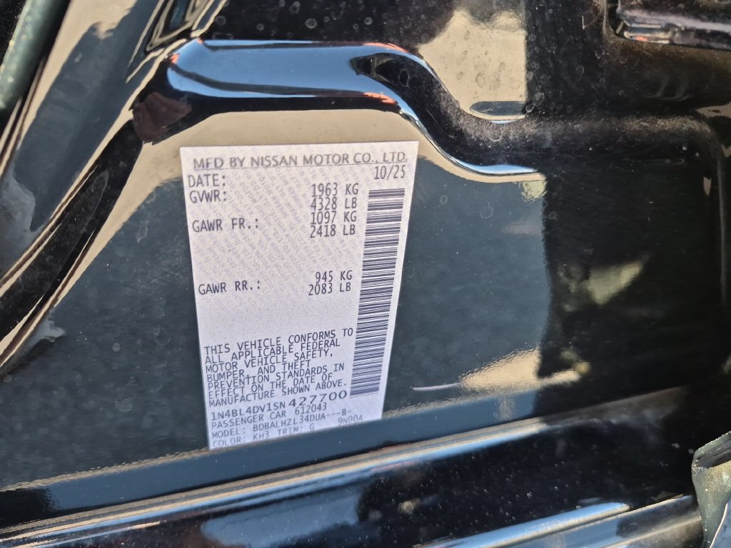 Used 2025 Nissan Altima 2.5 SV FWD image 31