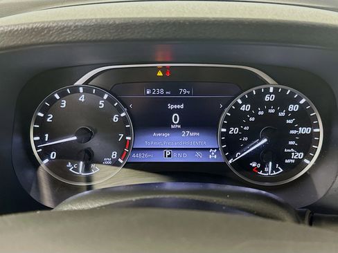 Used 2023 Nissan Frontier SV image 18