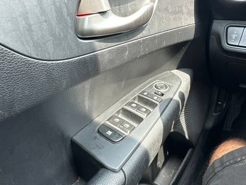 Used 2021 Kia Forte LXS FWD image 38
