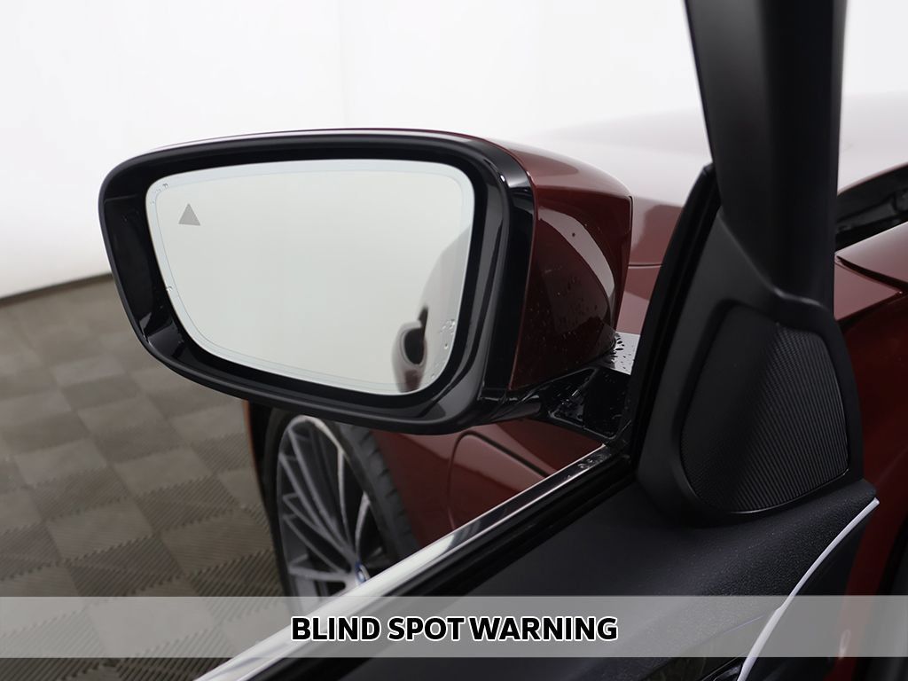Used 2023 BMW 530e xDrive w/ Convenience Package AWD/4WD image 5