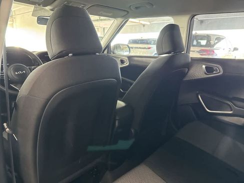 Used 2023 Kia Soul LX w/ Option Group 015 FWD image 22