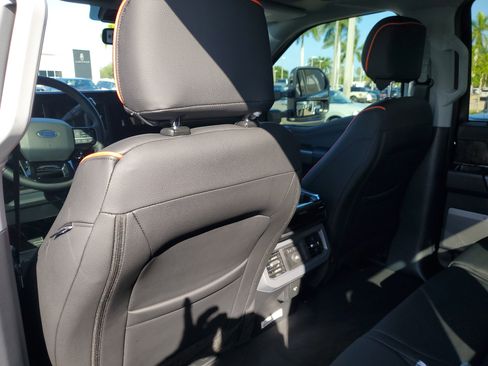 New 2025 Ford F250 Lariat w/ Lariat Ultimate Package image 16