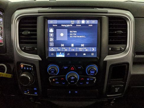 Used 2022 RAM 1500 Classic SLT w/ Electronics Group image 8