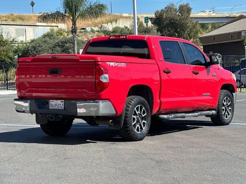 Used 2015 Toyota Tundra SR5 w/ TRD Off Road Package AWD/4WD image 5