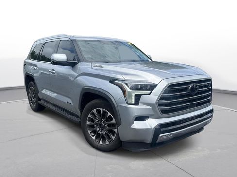 Used 2024 Toyota Sequoia Limited w/ Tow Technology Package AWD/4WD image 4