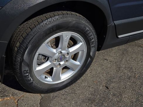 Used 2008 Volvo XC70 3.2 image 11