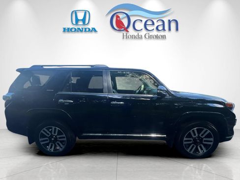 Used 2023 Toyota 4Runner Limited AWD/4WD image 2