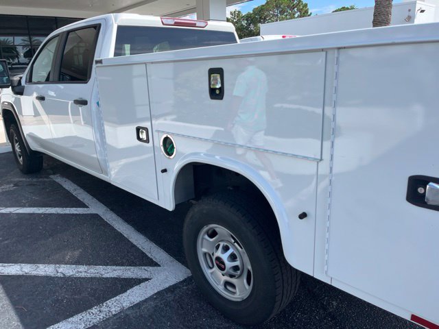 Used 2024 GMC Sierra 2500 Pro w/ Convenience Package AWD/4WD image 2