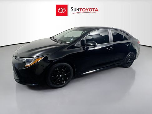 Used 2024 Toyota Corolla LE FWD image 9