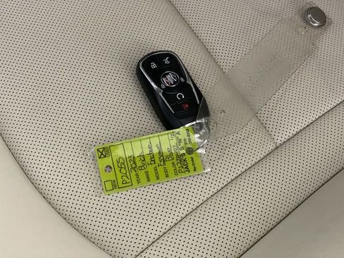 Used 2023 Buick Enclave Essence w/ Experience Buick Package AWD/4WD image 19