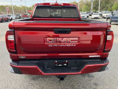 New 2026 GMC Canyon Elevation image 5