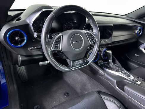 Used 2017 Chevrolet Camaro SS RWD image 10