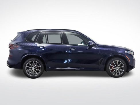 New 2026 BMW X5 xDrive40i w/ M Sport Package AWD/4WD image 6