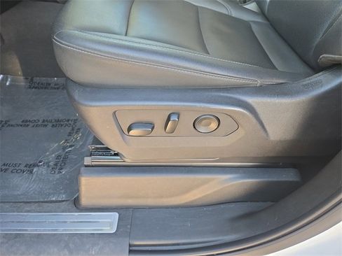 Used 2025 GMC Sierra 1500 SLT image 31