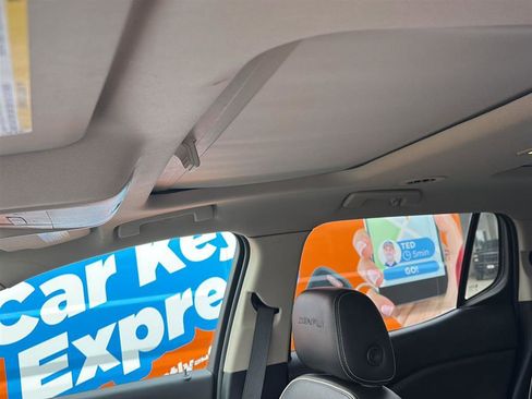 Used 2018 GMC Acadia Denali w/ Technology Package image 13