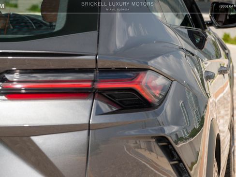 Used 2019 Lamborghini Urus AWD/4WD image 63